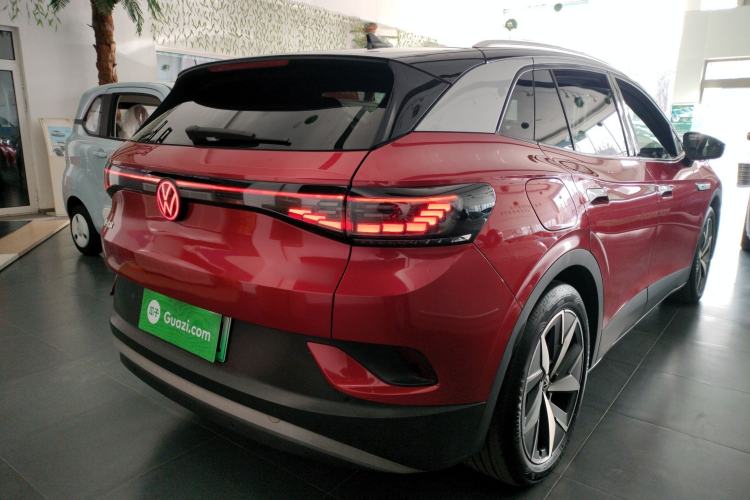Used Volkswagen ID.4 CROZZ 2021 Long-Range PRO Two-Wheel Drive Version Rear Right 45 Deg