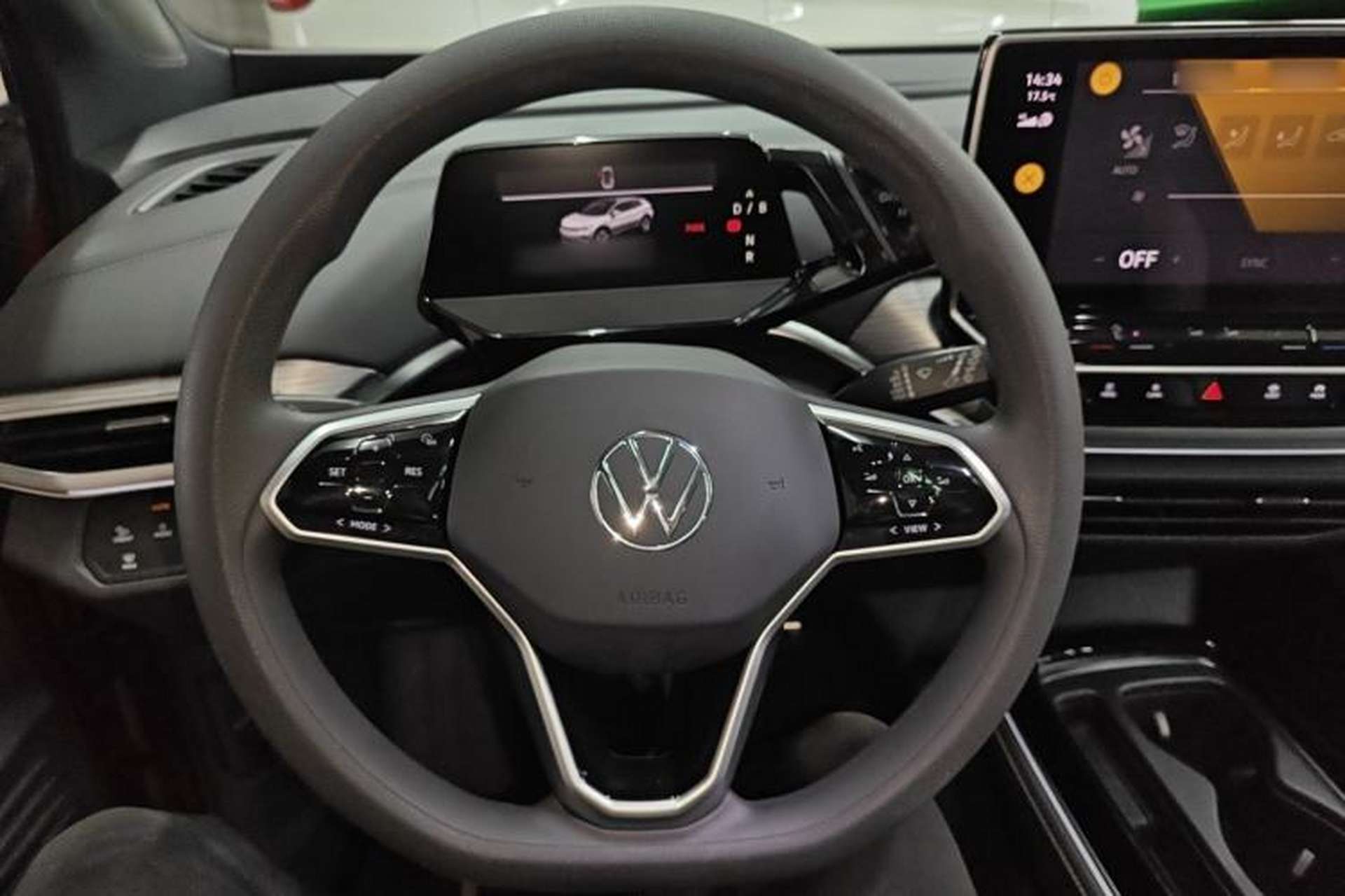 Used Volkswagen ID.4 CROZZ 2021 Long-Range PURE+ Two-Wheel Drive Version Steering Wheel