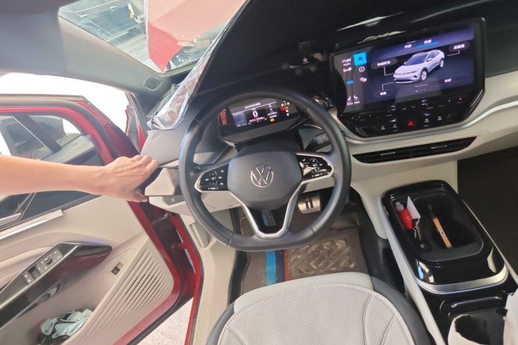 Used Volkswagen ID.4 CROZZ 2021 Long-Range PRO Two-Wheel Drive Version Steering Wheel