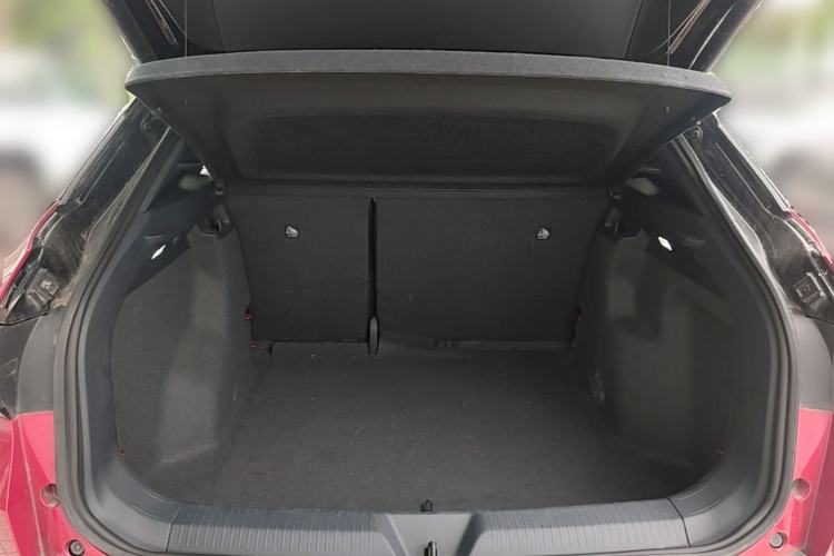 Used Volkswagen ID.4 CROZZ 2021 Long-Range PRO Two-Wheel Drive Version Trunk