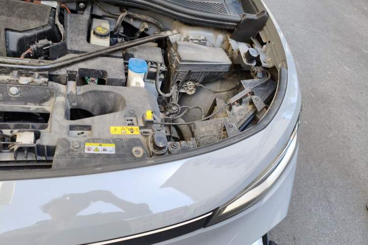 Used Volkswagen ID.4 CROZZ 2021 Long-Range PURE+ Two-Wheel Drive Version Engine Bay Left
