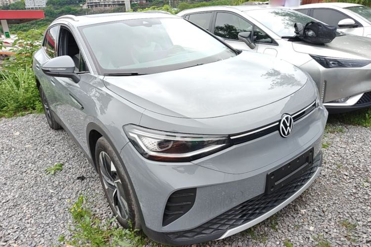 Used Volkswagen ID.4 CROZZ 2021 Long-Range PURE+ Two-Wheel Drive Version Front Right 45 Deg