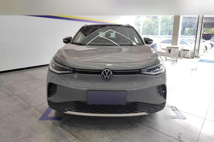 Used Volkswagen ID.4 CROZZ 2021 Long-Range PRO Two-Wheel Drive Version Front