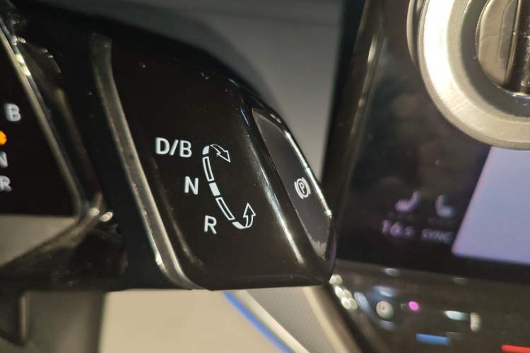 Used Volkswagen ID.4 CROZZ 2021 Long-Range Lite PRO Two-Wheel Drive Version Gear Lever