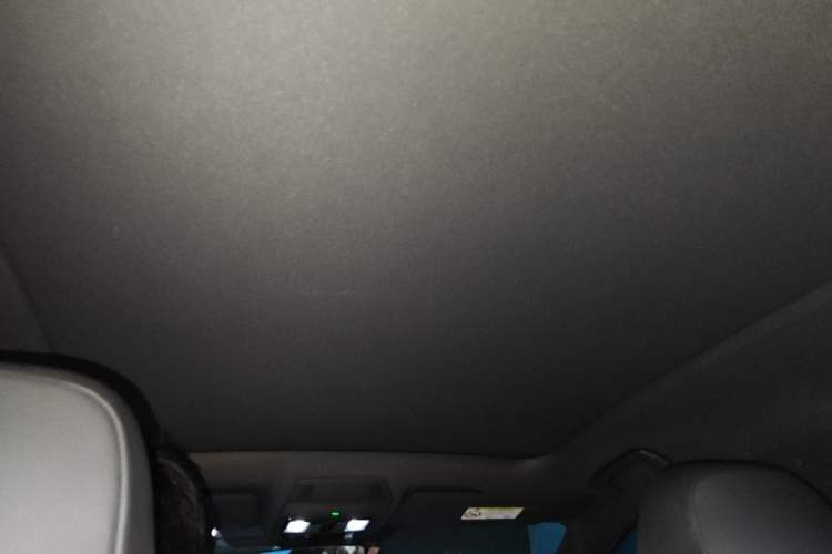 Used Volkswagen ID.4 CROZZ 2021 Long-Range Lite PRO Two-Wheel Drive Version Headliner