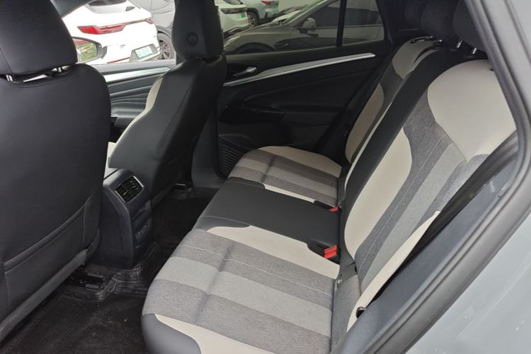 Used Volkswagen ID.4 CROZZ 2021 Long-Range PURE+ Two-Wheel Drive Version Left Rear Seat