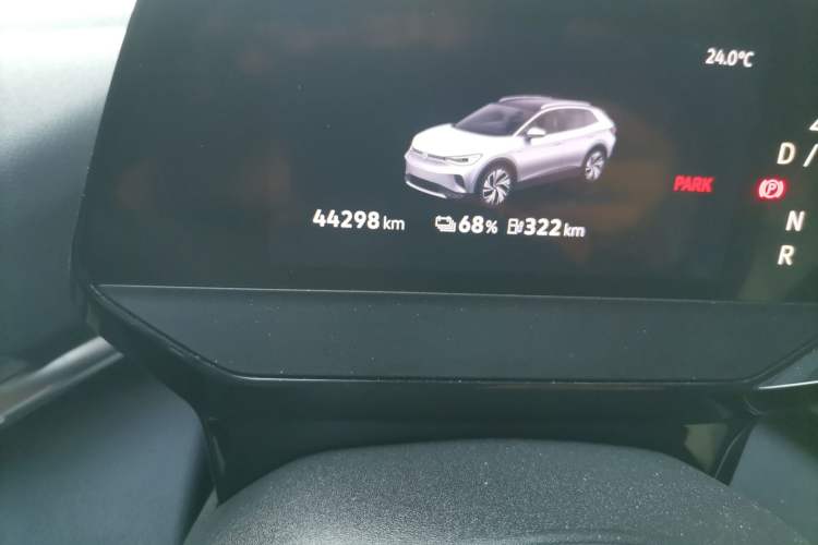 Used Volkswagen ID.4 CROZZ 2021 Long-Range PURE+ Two-Wheel Drive Version Odometer Close Up