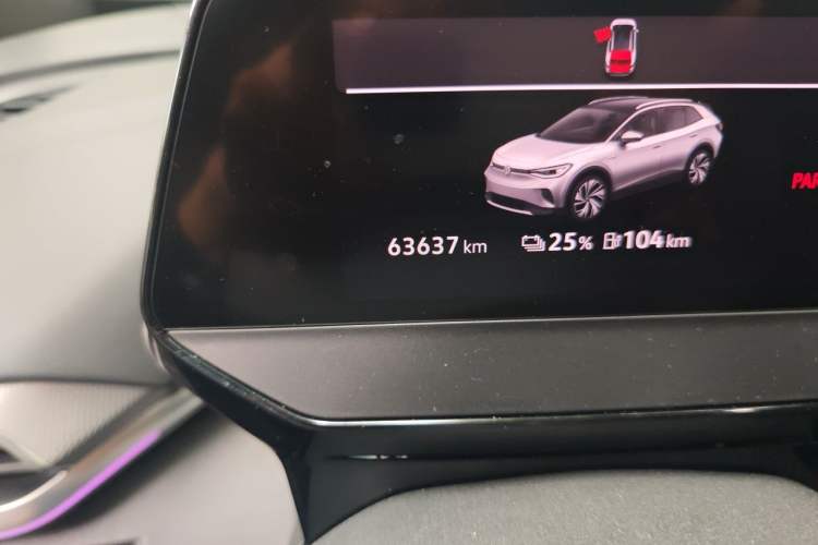 Used Volkswagen ID.4 CROZZ 2021 Long-Range PURE+ Two-Wheel Drive Version Odometer Close Up