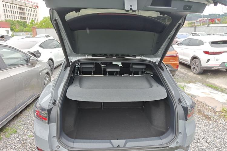 Used Volkswagen ID.4 CROZZ 2021 Long-Range PURE+ Two-Wheel Drive Version Trunk