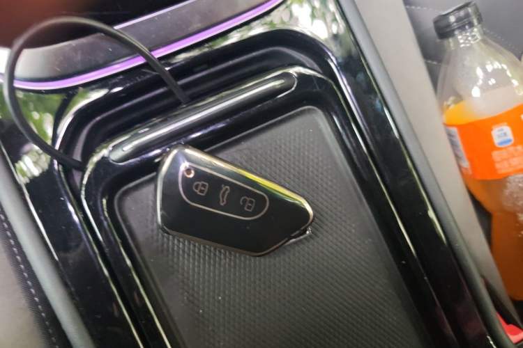 Used Volkswagen ID.4 CROZZ 2021 Long-Range PURE+ Two-Wheel Drive Version Vehicle Key