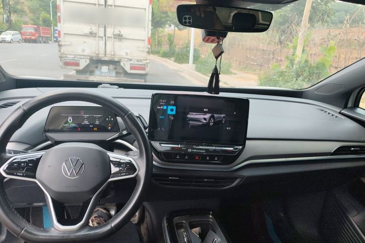 Used Volkswagen ID.4 CROZZ 2021 Long-Range Lite PRO Two-Wheel Drive Version Center Console