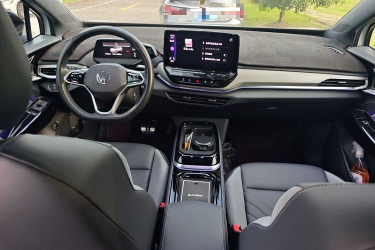 Used Volkswagen ID.4 CROZZ 2021 Long-Range PRO Two-Wheel Drive Version Center Console