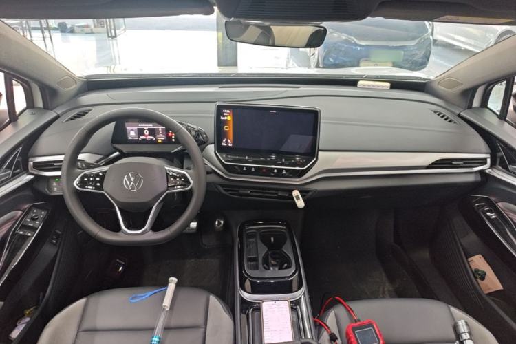 Used Volkswagen ID.4 CROZZ 2021 Long-Range Lite PRO Two-Wheel Drive Version Center Console