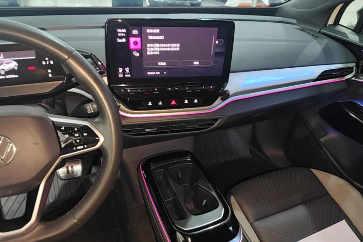 Used Volkswagen ID.4 CROZZ 2021 Long-Range PURE+ Two-Wheel Drive Version Center Console