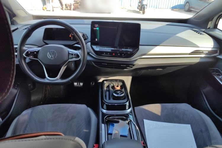 Used Volkswagen ID.4 CROZZ 2021 Long-Range Lite PRO Two-Wheel Drive Version Center Console