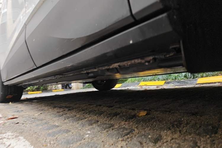 Used Volkswagen ID.4 CROZZ 2021 Long-Range PRO Two-Wheel Drive Version Chassis Rear Left
