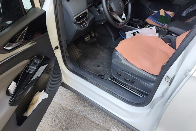 Used Volkswagen ID.4 CROZZ 2021 Long-Range PRO Two-Wheel Drive Version Driver Seat