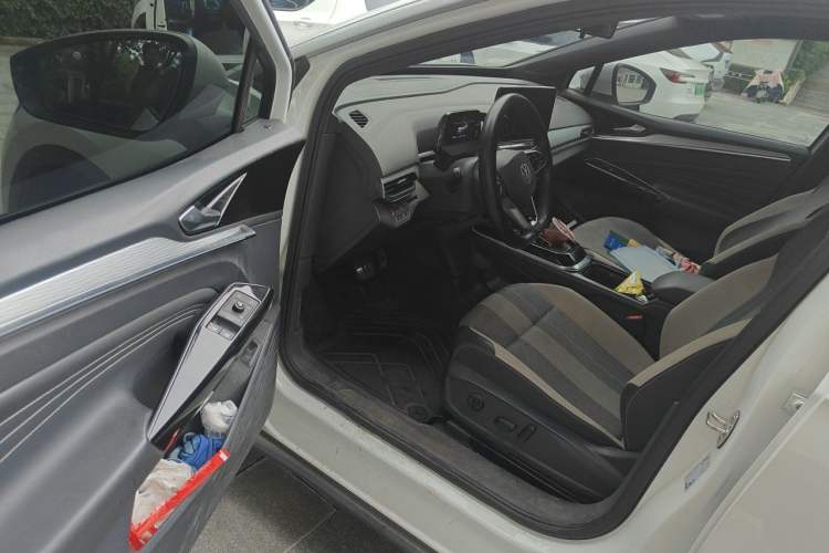 Used Volkswagen ID.4 CROZZ 2021 Long-Range PURE+ Two-Wheel Drive Version Driver Seat