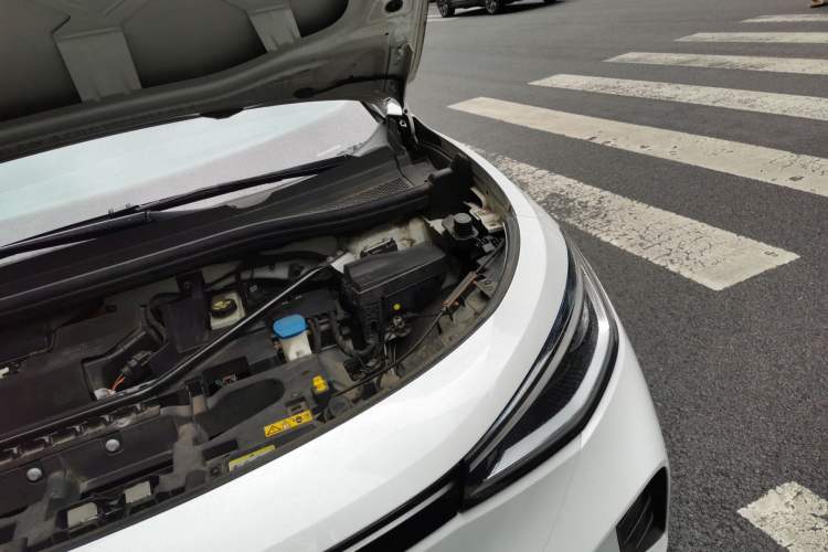Used Volkswagen ID.4 CROZZ 2021 Yeyue First-Edition Two-Wheel-Drive Version Engine Bay Left