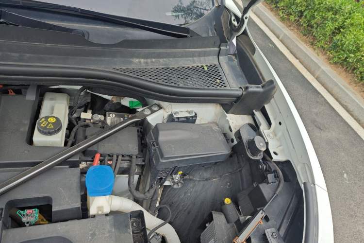 Used Volkswagen ID.4 CROZZ 2021 Yeyue First-Edition Two-Wheel-Drive Version Engine Bay Left