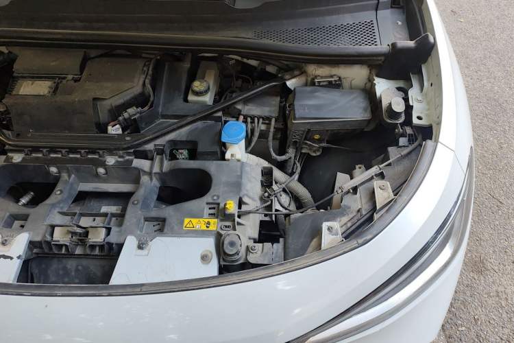 Used Volkswagen ID.4 CROZZ 2021 Long-Range PRO Two-Wheel Drive Version Engine Bay Left