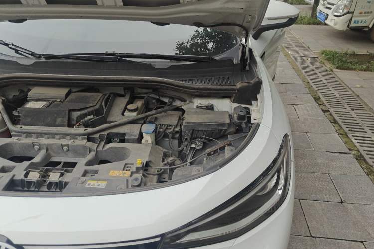 Used Volkswagen ID.4 CROZZ 2021 Long-Range PURE+ Two-Wheel Drive Version Engine Bay Left