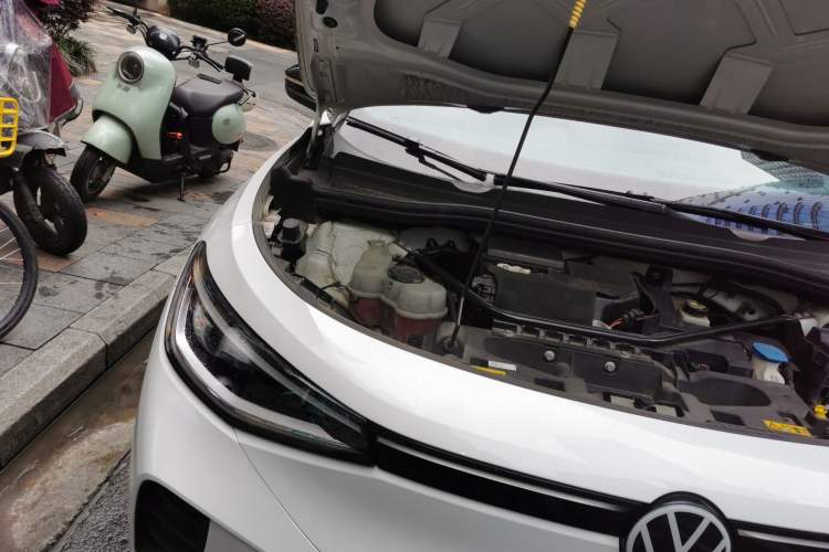 Used Volkswagen ID.4 CROZZ 2021 Yeyue First-Edition Two-Wheel-Drive Version Engine Bay Right