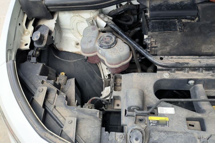 Used Volkswagen ID.4 CROZZ 2021 Long-Range PRO Two-Wheel Drive Version Engine Bay Right