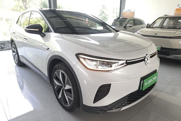 Used Volkswagen ID.4 CROZZ 2021 Long-Range PRO Two-Wheel Drive Version Front Right 45 Deg