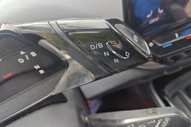 Used Volkswagen ID.4 CROZZ 2021 Yeyue First-Edition Two-Wheel-Drive Version Gear Lever