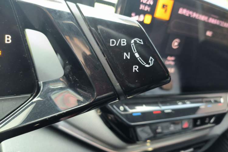 Used Volkswagen ID.4 CROZZ 2021 Long-Range PRO Two-Wheel Drive Version Gear Lever