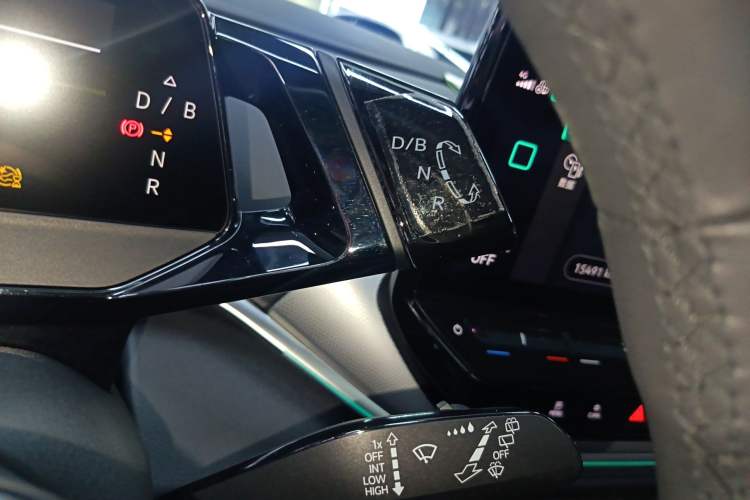 Used Volkswagen ID.4 CROZZ 2021 High-Performance PRIME Early-Bird Edition Gear Lever