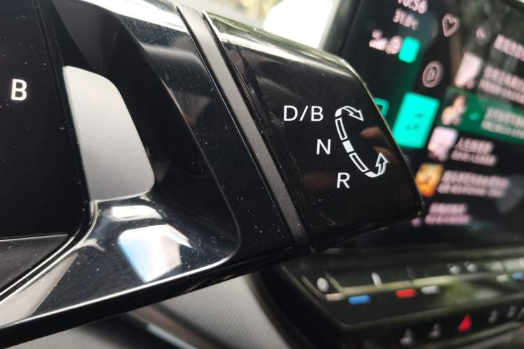 Used Volkswagen ID.4 CROZZ 2021 Long-Range PRO Two-Wheel Drive Version Gear Lever