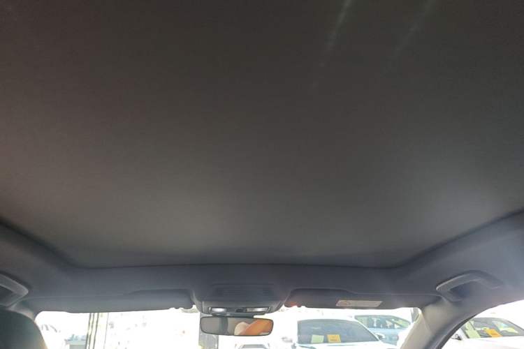 Used Volkswagen ID.4 CROZZ 2021 Long-Range Lite PRO Two-Wheel Drive Version Headliner