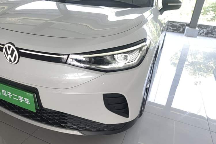 Used Volkswagen ID.4 CROZZ 2021 Long-Range PRO Two-Wheel Drive Version Left Front Headlight