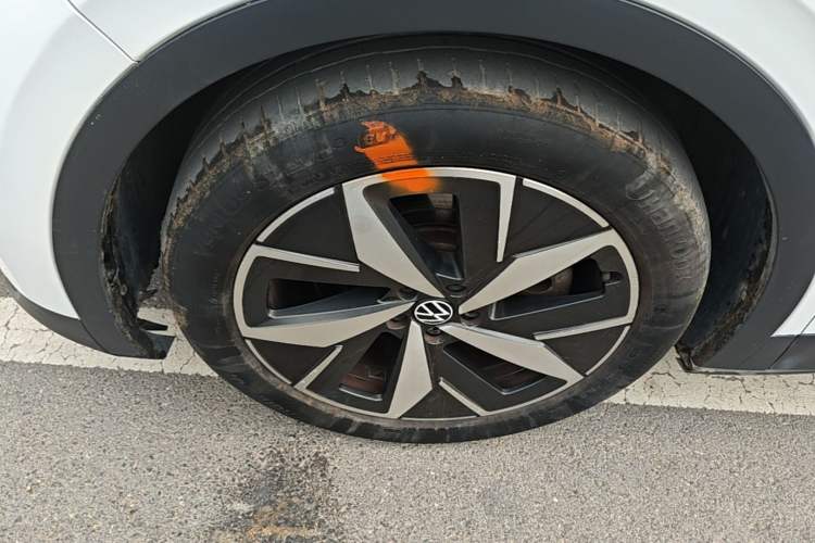 Used Volkswagen ID.4 CROZZ 2021 Long-Range PURE+ Two-Wheel Drive Version Left Front Wheel Hub