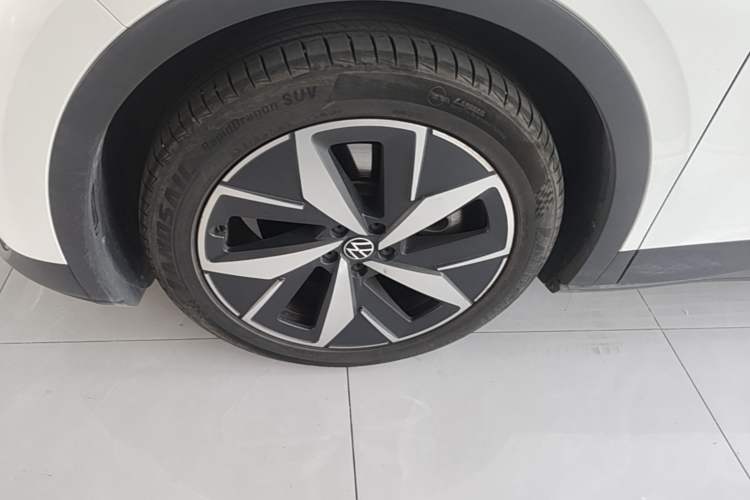 Used Volkswagen ID.4 CROZZ 2021 Long-Range PRO Two-Wheel Drive Version Left Front Wheel Hub