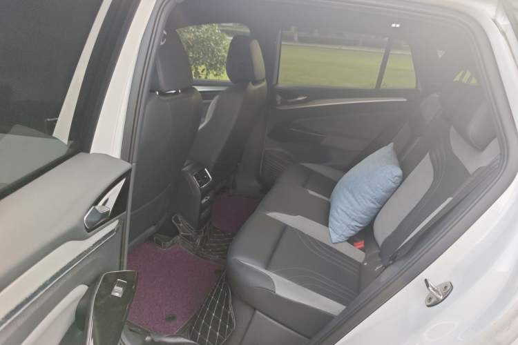 Used Volkswagen ID.4 CROZZ 2021 Long-Range PRO Two-Wheel Drive Version Left Rear Seat