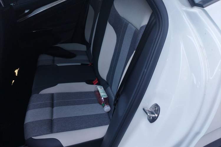 Used Volkswagen ID.4 CROZZ 2021 Long-Range PURE+ Two-Wheel Drive Version Left Rear Seat