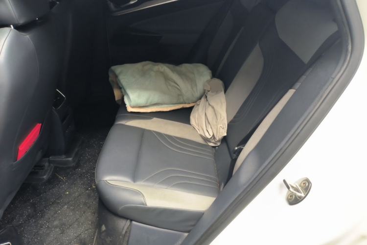 Used Volkswagen ID.4 CROZZ 2021 Long-Range PRO Two-Wheel Drive Version Left Rear Seat