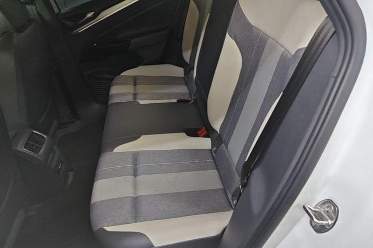 Used Volkswagen ID.4 CROZZ 2021 Long-Range PURE+ Two-Wheel Drive Version Left Rear Seat
