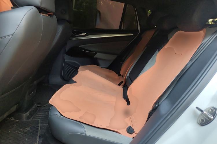 Used Volkswagen ID.4 CROZZ 2021 Long-Range PRO Two-Wheel Drive Version Left Rear Seat