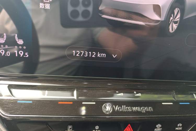 Used Volkswagen ID.4 CROZZ 2021 Long-Range Lite PRO Two-Wheel Drive Version Odometer Close Up