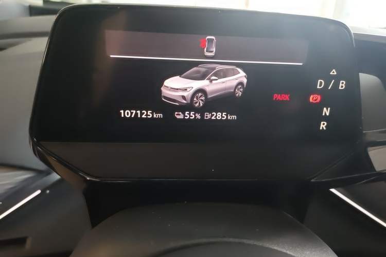 Used Volkswagen ID.4 CROZZ 2021 Long-Range Lite PRO Two-Wheel Drive Version Odometer Close Up