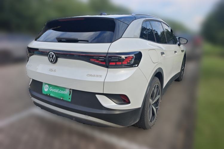 Used Volkswagen ID.4 CROZZ 2021 Long-Range PRO Two-Wheel Drive Version Rear Right 45 Deg