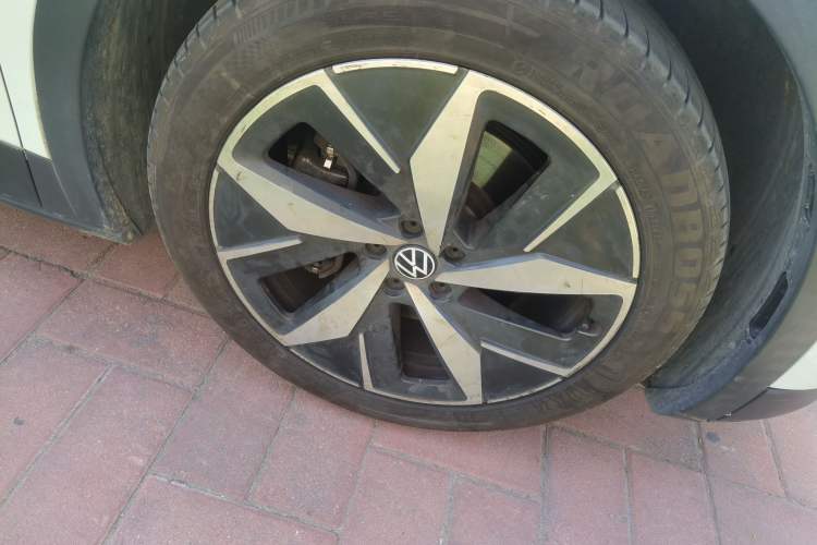 Used Volkswagen ID.4 CROZZ 2021 Long-Range PURE+ Two-Wheel Drive Version Right Front Wheel Hub