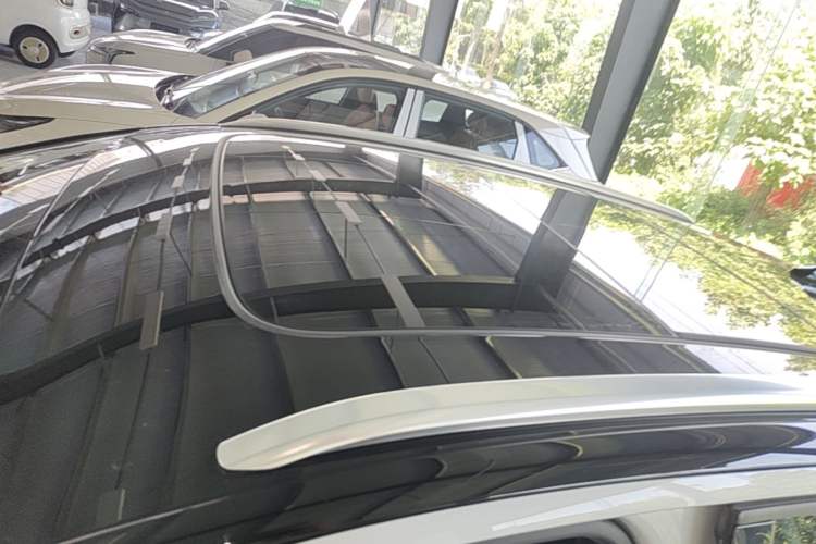 Used Volkswagen ID.4 CROZZ 2021 Long-Range PRO Two-Wheel Drive Version Roof