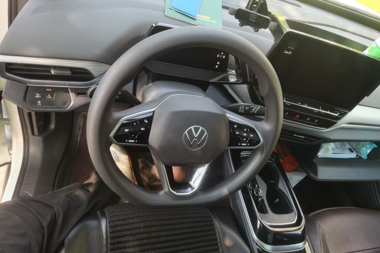 Used Volkswagen ID.4 CROZZ 2021 Long-Range PURE+ Two-Wheel Drive Version Steering Wheel