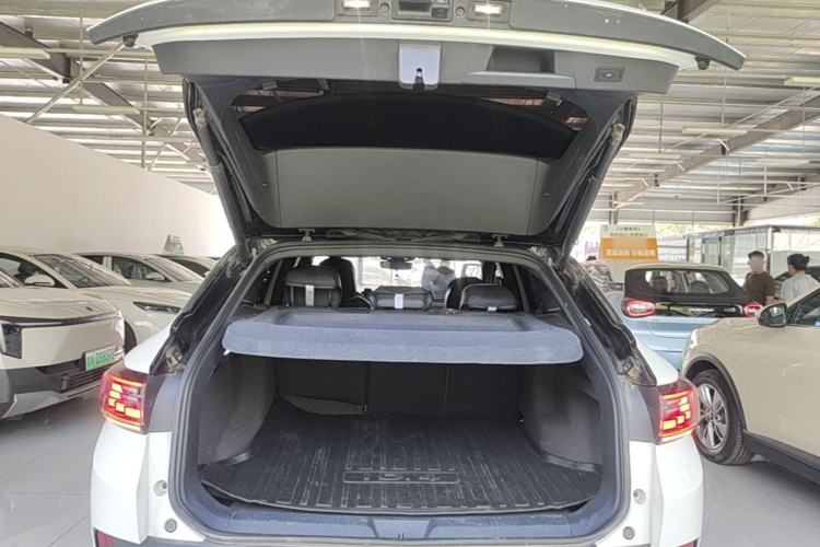 Used Volkswagen ID.4 CROZZ 2021 Long-Range PRO Two-Wheel Drive Version Trunk