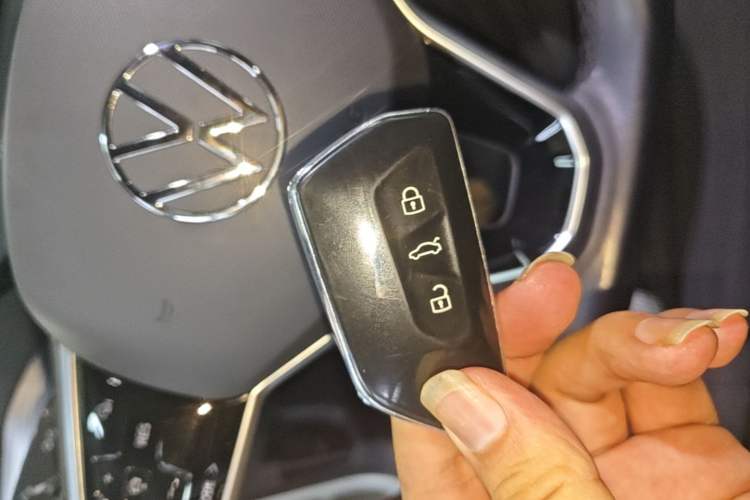 Used Volkswagen ID.4 CROZZ 2021 Long-Range PURE+ Two-Wheel Drive Version Vehicle Key